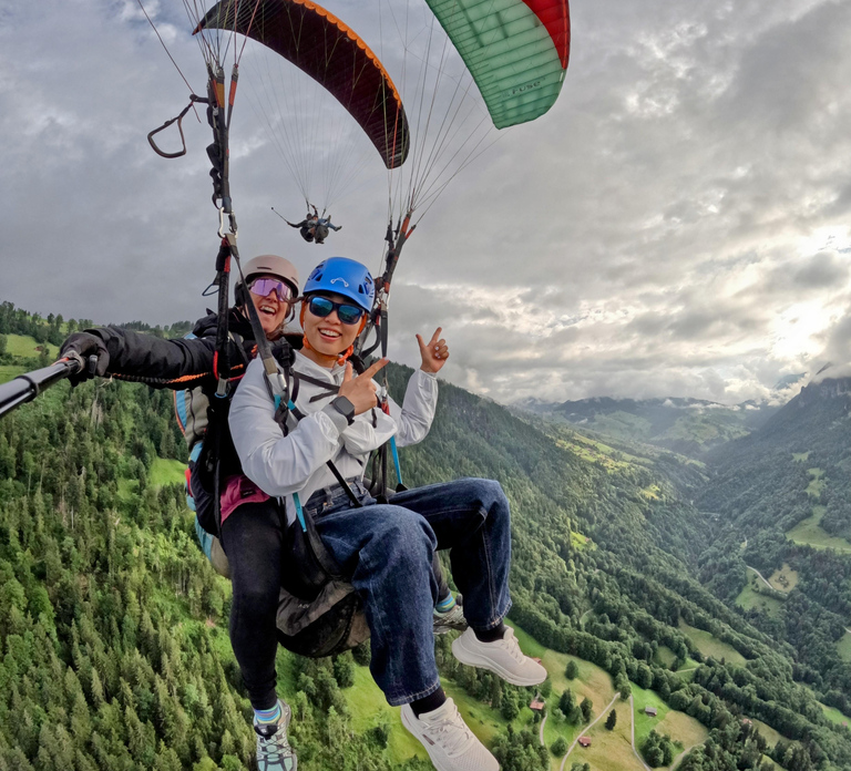Paragliding Tandem Flight in Interlaken