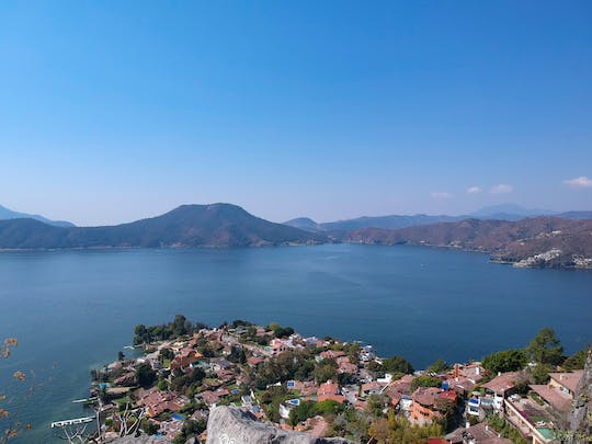 Valle De Bravo Water Skiing Private Tour