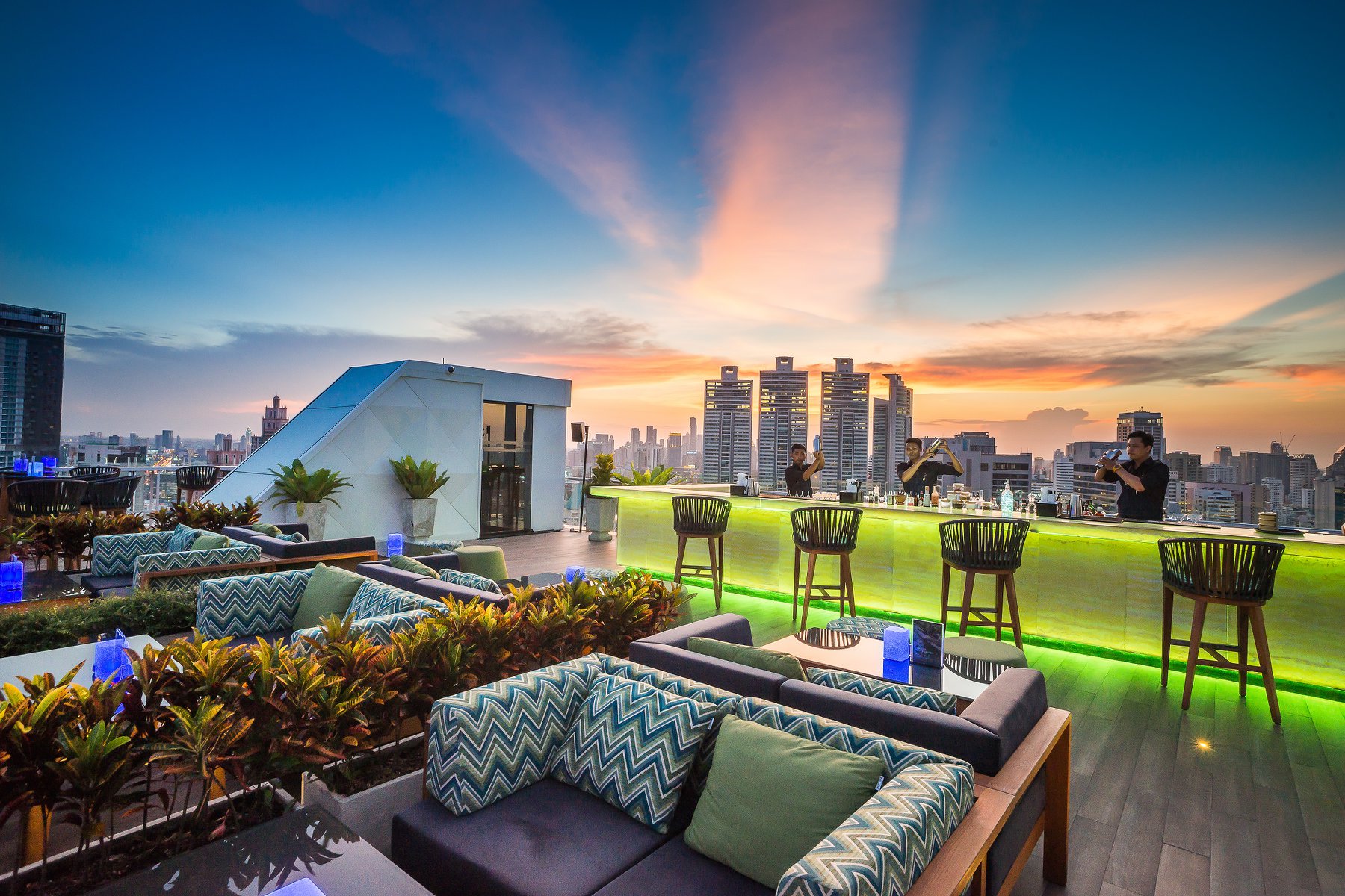 Skyview Hotel Sukhumvit Soi 24 Staycation