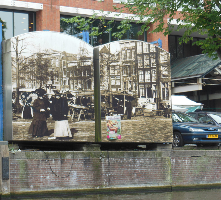 Amsterdam: Anne Frank and Jewish Quarter Guided Walking Tour