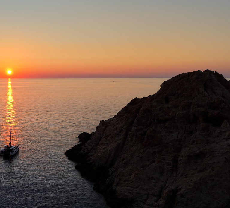L'Ile-Rousse, Corsica Catamaran Excursion: Agriates, Aperitif, Sunset