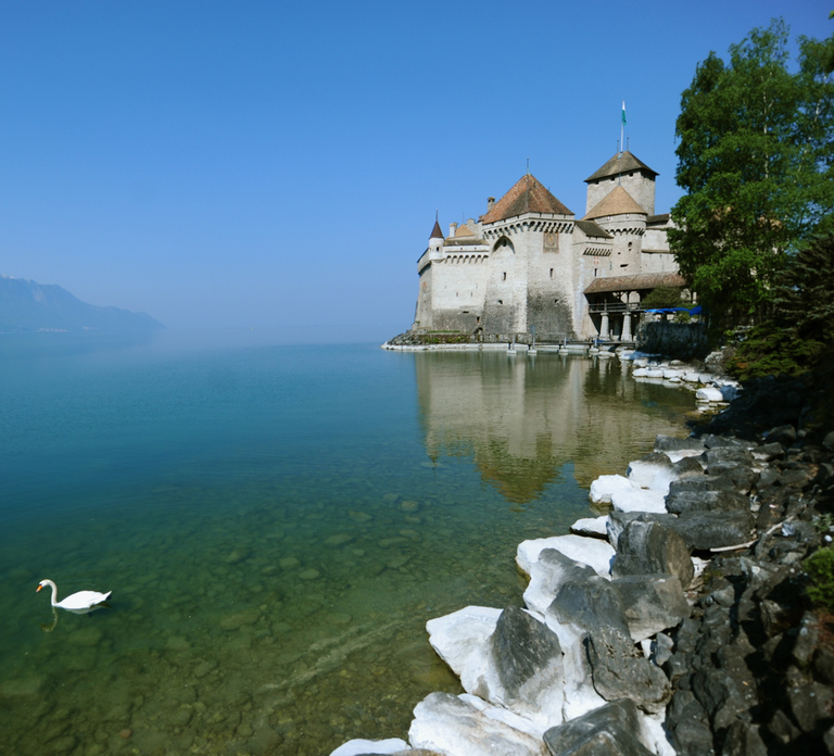 From Geneva: Swiss Riviera Private Tour