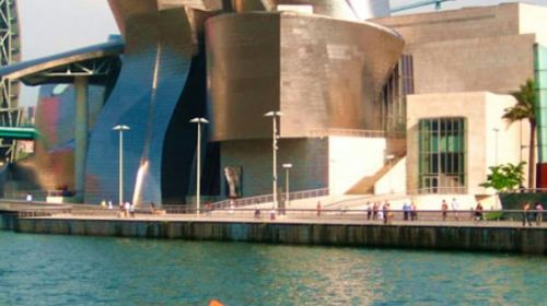 Guggenheim Museum Bilbao: Skip The Line Ticket + Guided Tour Day Tours
