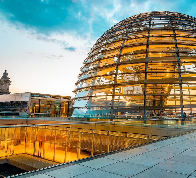 Berlin: Private Reichstag and Glass Dome Tour