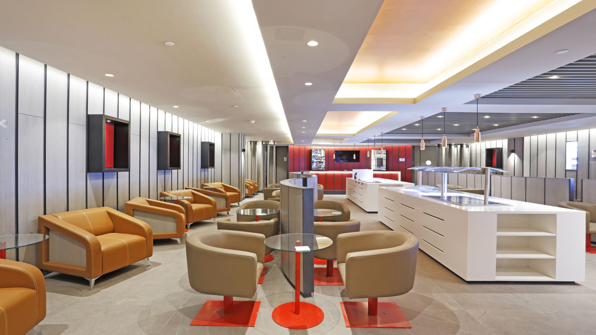 Andes Lounge Arturo Merino Benitez Airport - HolidaySG