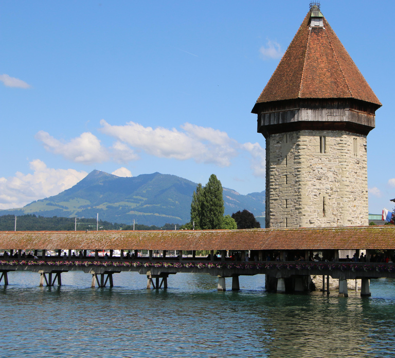 Lucerne: Private Walking Tour with a Local Guide