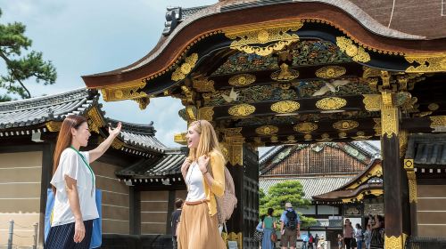 Kyoto: Nijo-jo Castle and Ninomaru Palace Guided Tour Day Tours