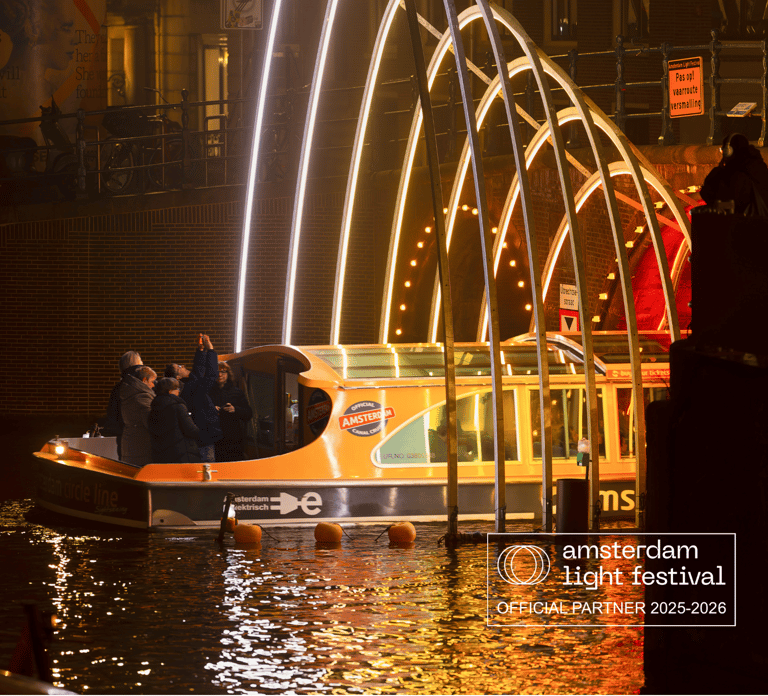 Amsterdam: German Light Festival cruise + unlimited drinks