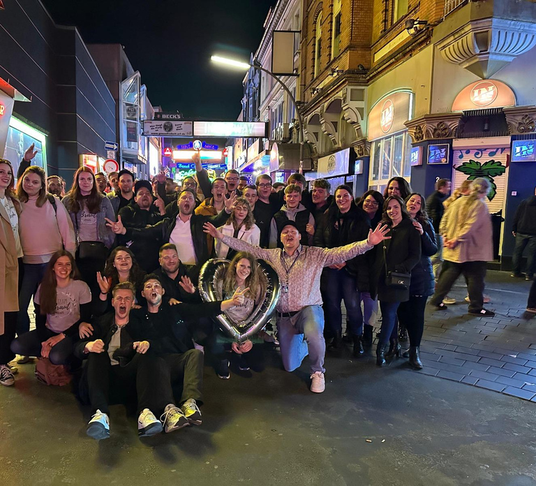 Big Hamburg Pubcrawl - Shots, Games & VIP Bundle