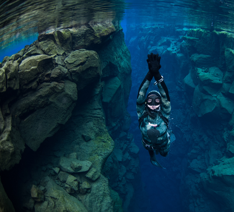 Thingvellir: Silfra Freedive Adevnture with a Guide