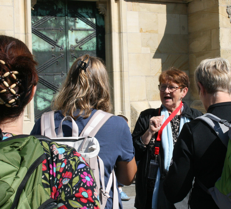 Münster: Old Town Tour with Qualified Guides