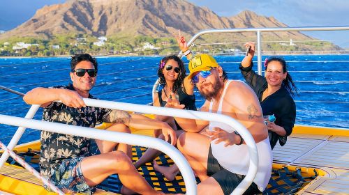 1-Hour Diamond Head Sail of Waikiki Beach Day Tours