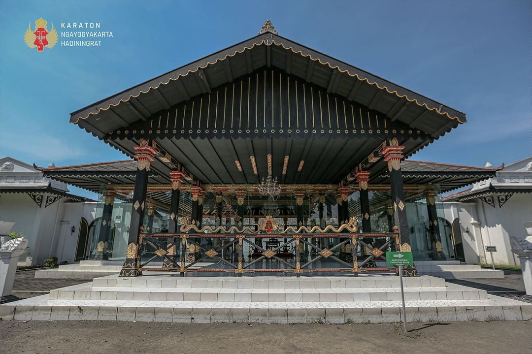Kagungan Dalem Kedhaton - HolidaySG