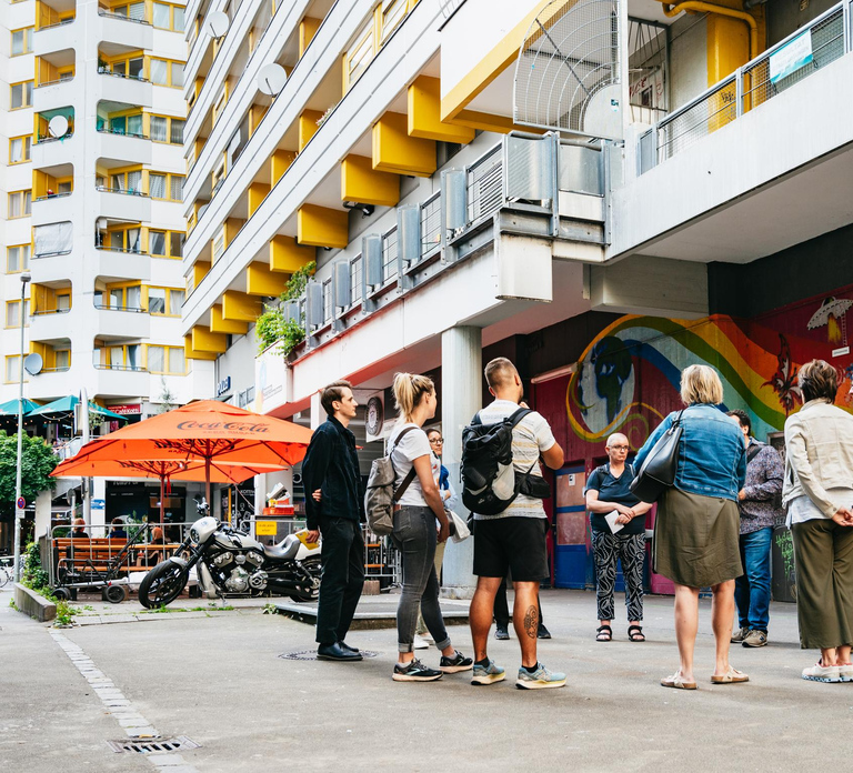Berlin: Kreuzberg Guided Walking Evening Tour