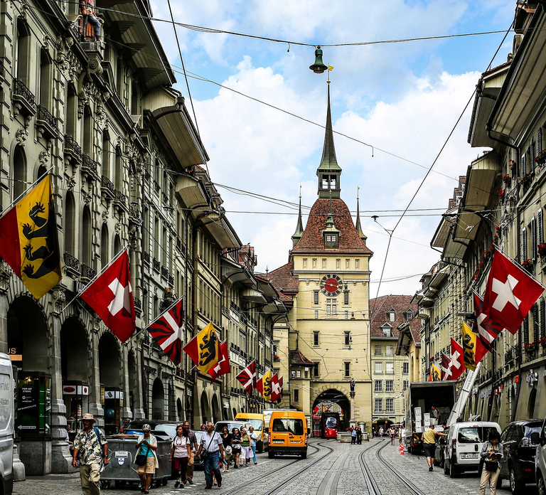 Bern Old Town - Private Historic Walking Tour