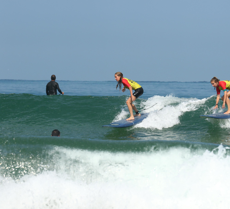 Biarritz: Surf lesson on the Côte des Basques beach