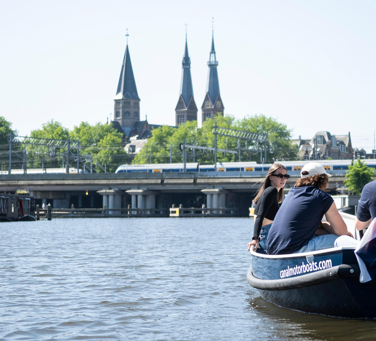 Amsterdam: Self-Drive Boat Rental
