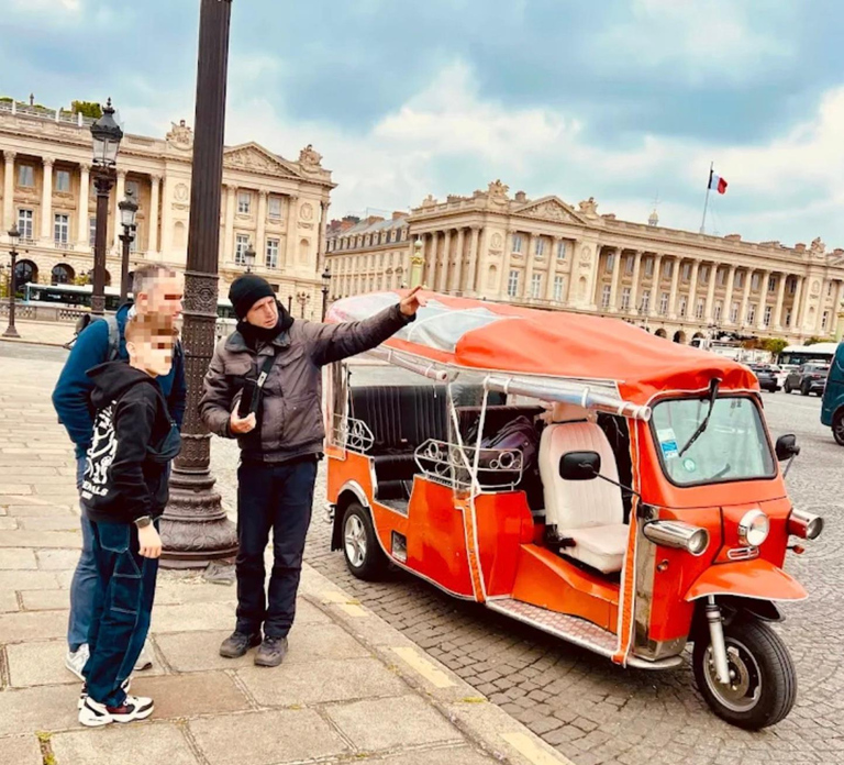 Best of Paris in 2 Hours by Private Electric TukTuk