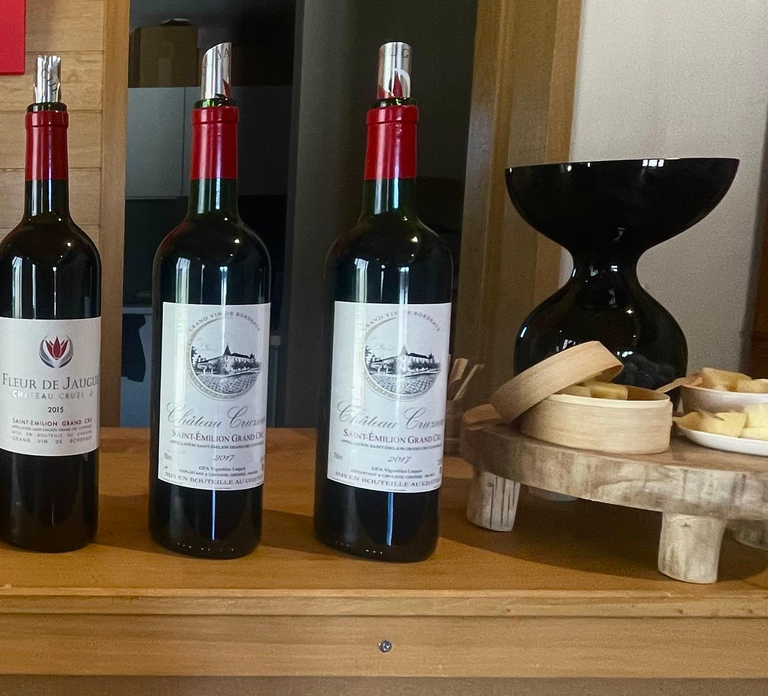 Visit to the property and wine/cheese pairing workshop