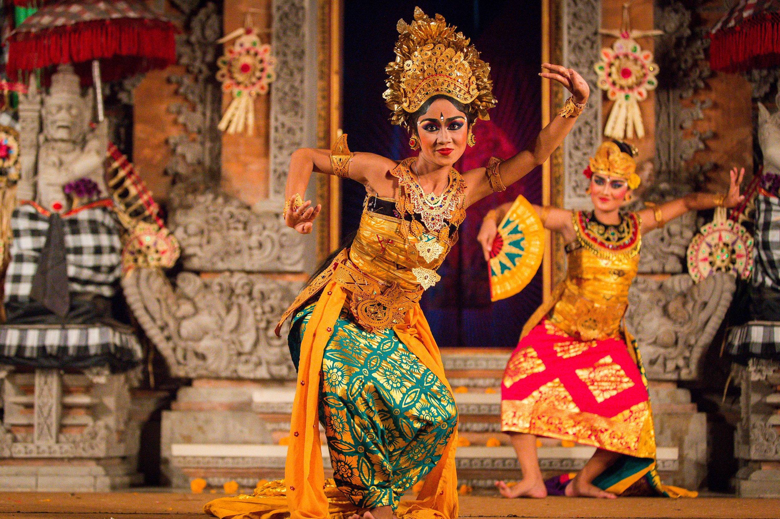 Legong Dance Show Tickets at Ubud Palace Bali - HolidaySG