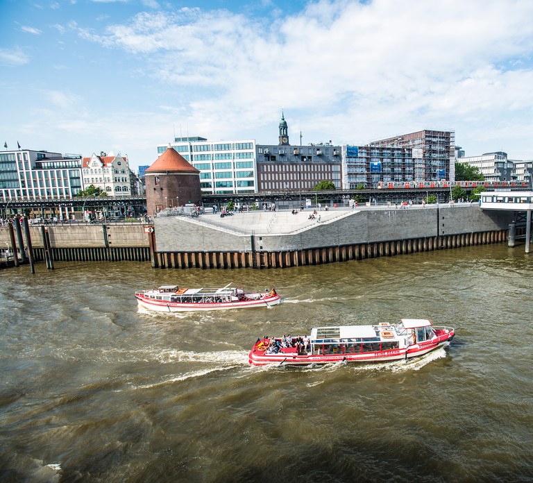 Hamburg: 2-Hour Harbor Cruise