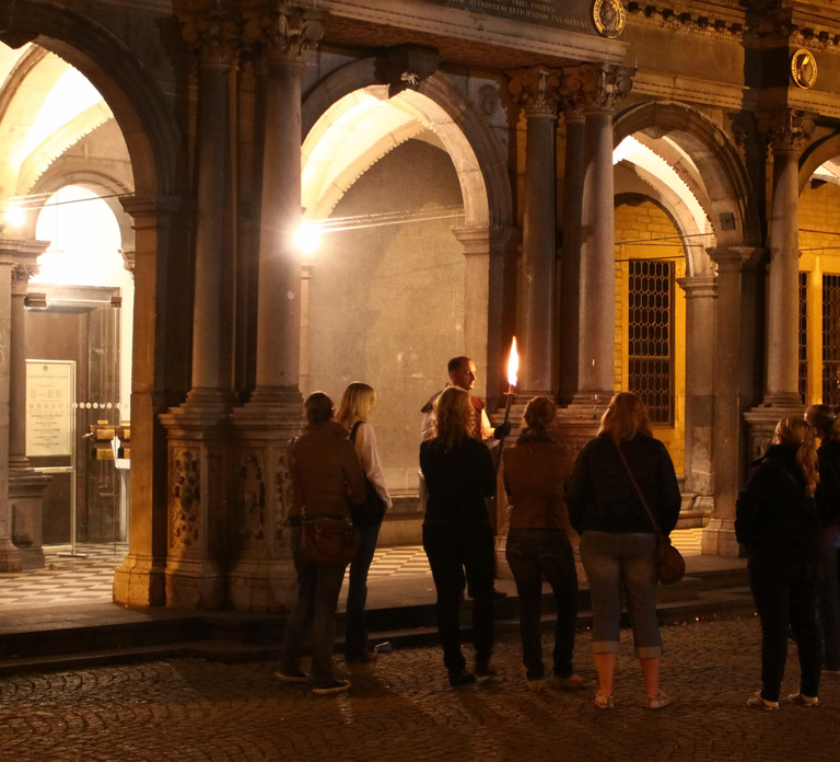 Cologne: Night Watchman Old Town Walking Tour
