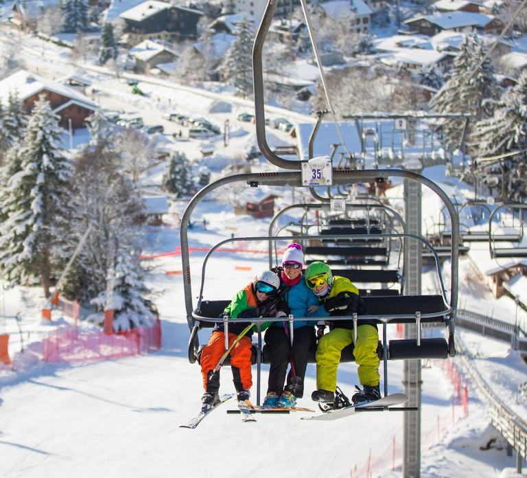 Chamonix: Private 1st Ski Lesson with Equipment and Clothing