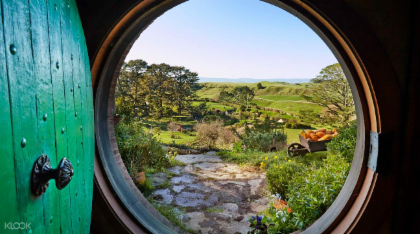 Hobbiton Movie Set Tour