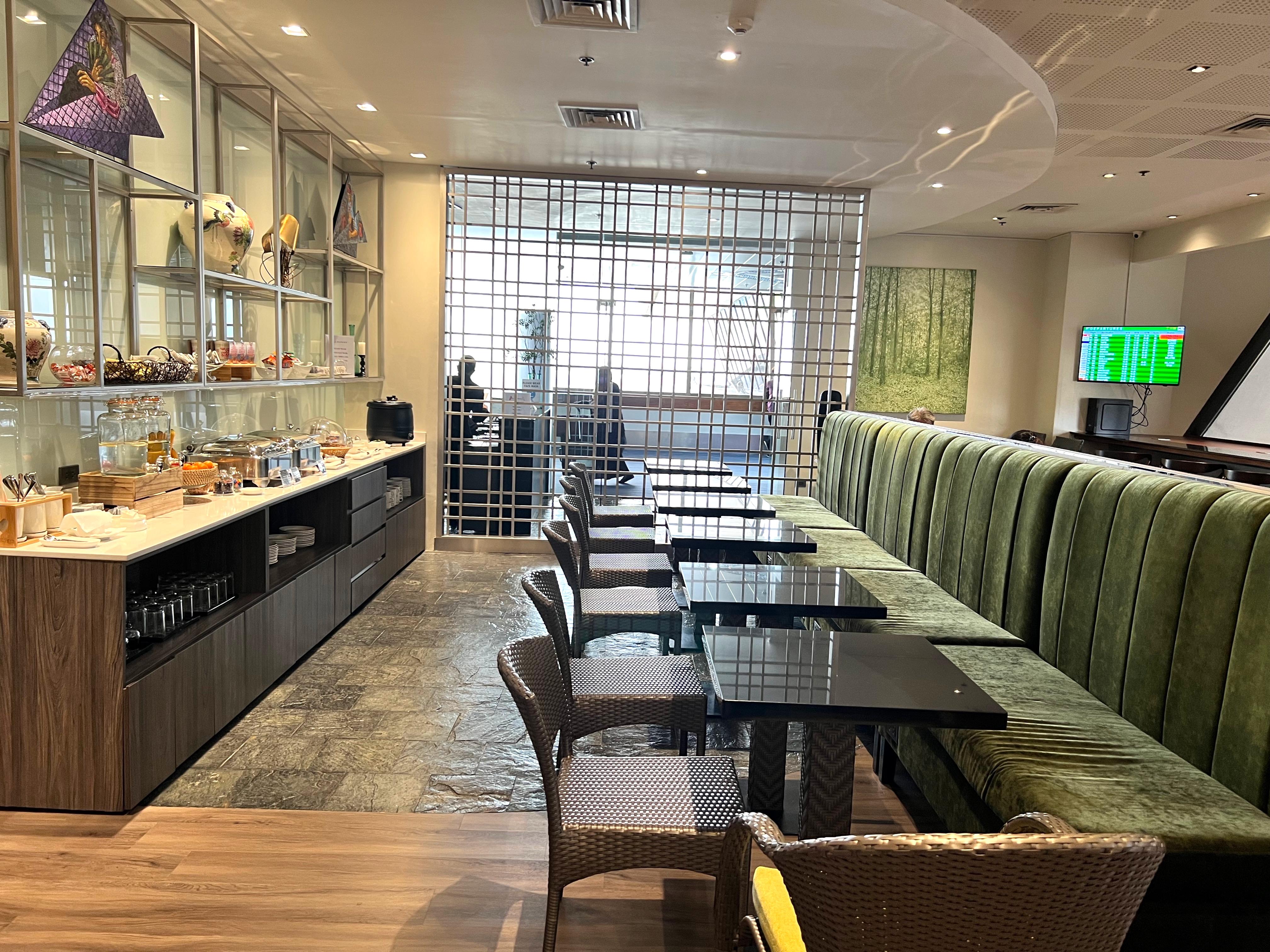 A Lounge (T1) Ninoy Aquino International Airport - HolidaySG
