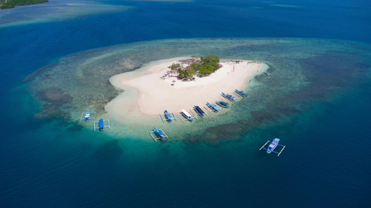 Lombok Secret Gili Private Snorkeling Boat Trip