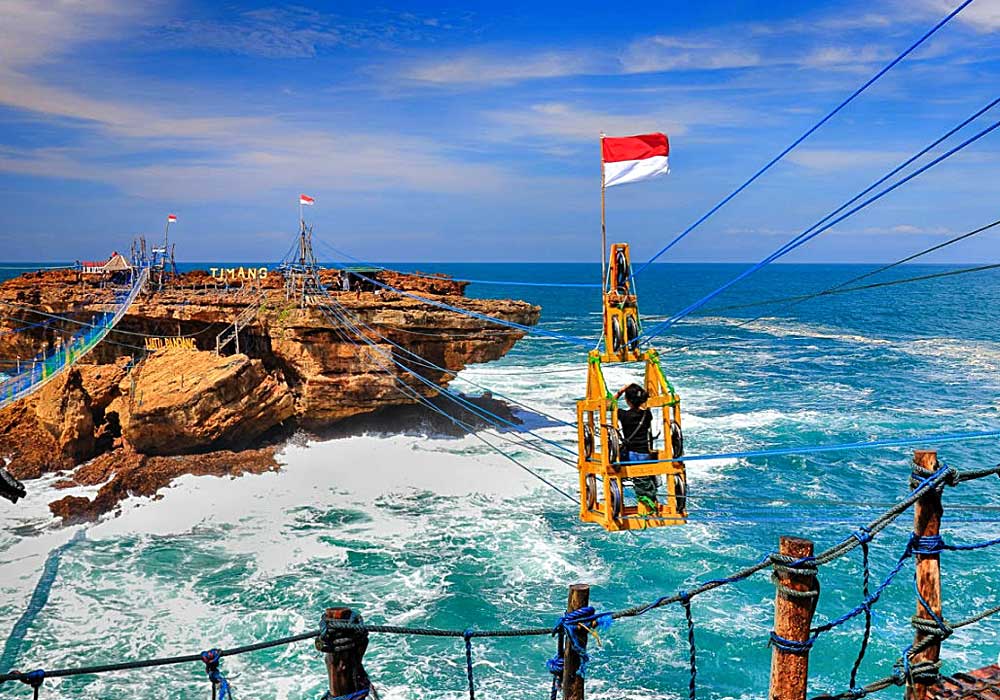 Pantai Timang & Gondola Package - HolidaySG
