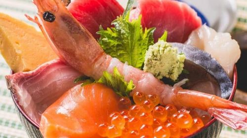 Authentic Sapporo: Nijo Market Seafood Lunch & History Tour Day Tours