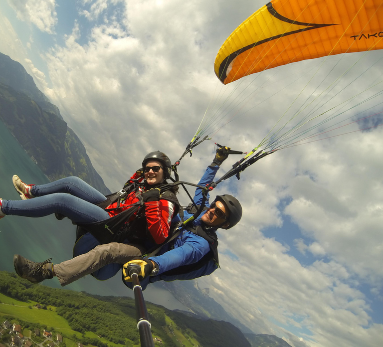 Stans: Tandem Paragliding Experience
