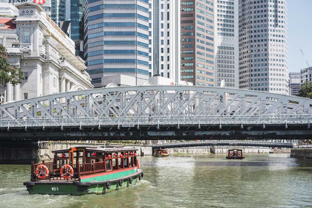 Singapore River Cruise by WaterB - HolidaySG
