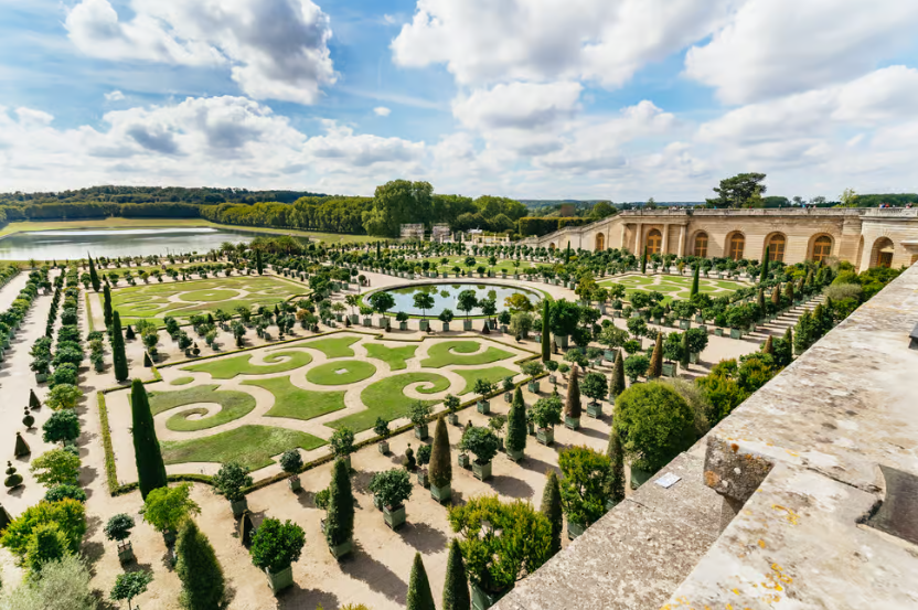 Versailles Palace and Gardens Self-Tour