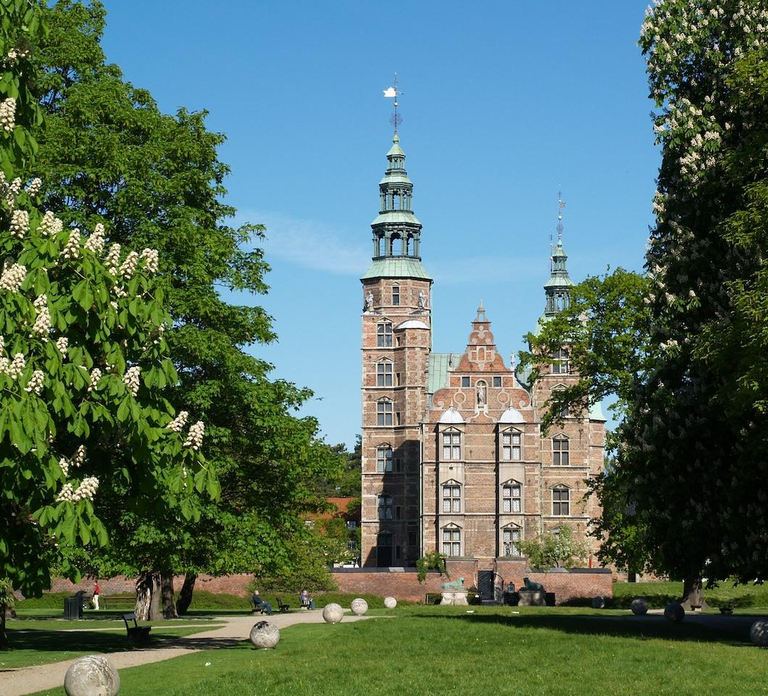 Copenhagen: Rosenborg Castle Entry Ticket