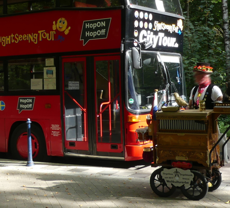Aachen: 24-Hour Hop-On Hop-Off Sightseeing Bus Ticket