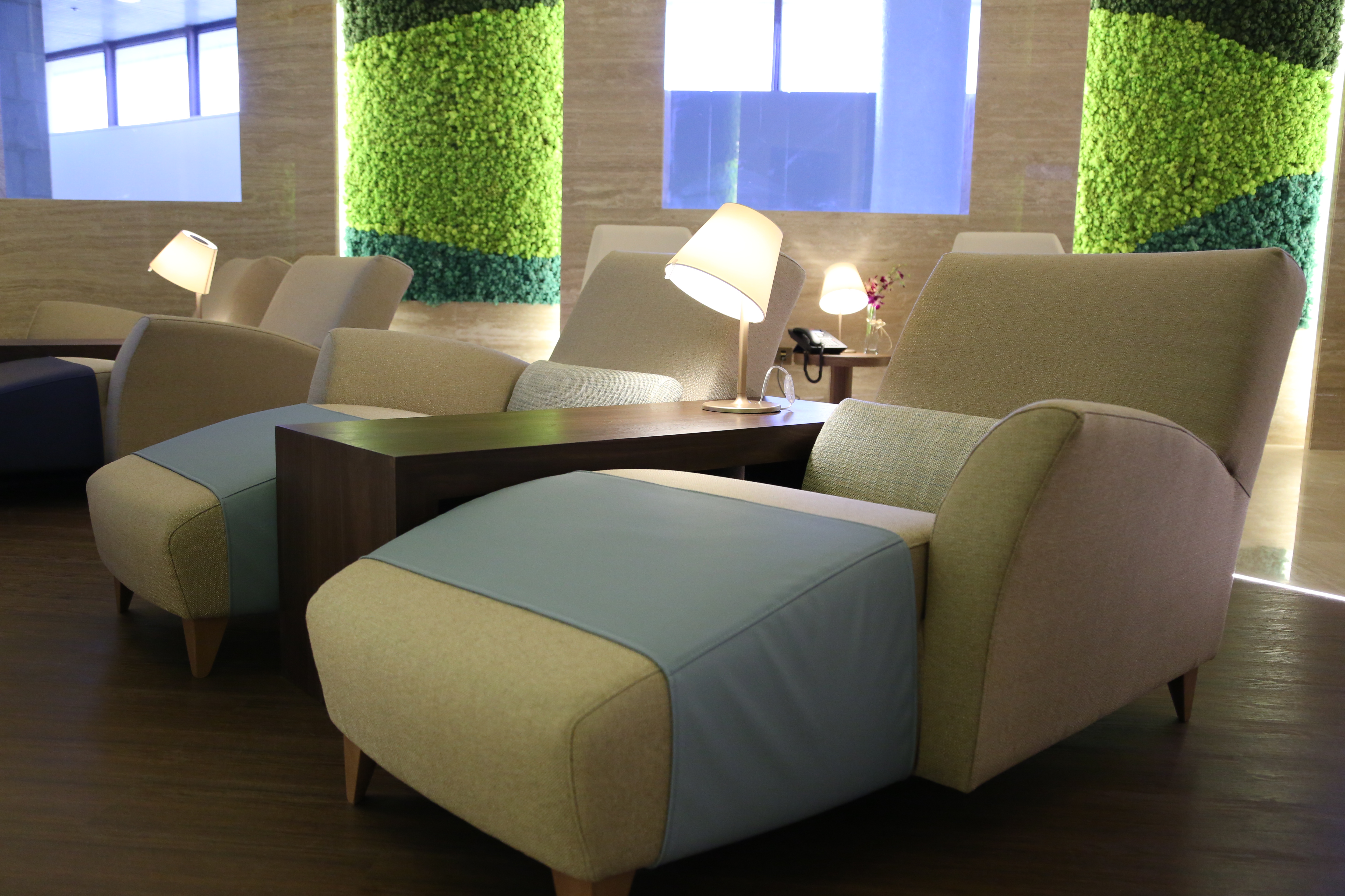 Dasman Lounge Kuwait International Airport - HolidaySG