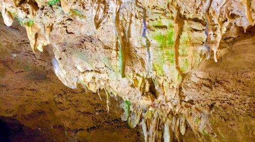 Ishigaki Stalactite Cave - HolidaySG
