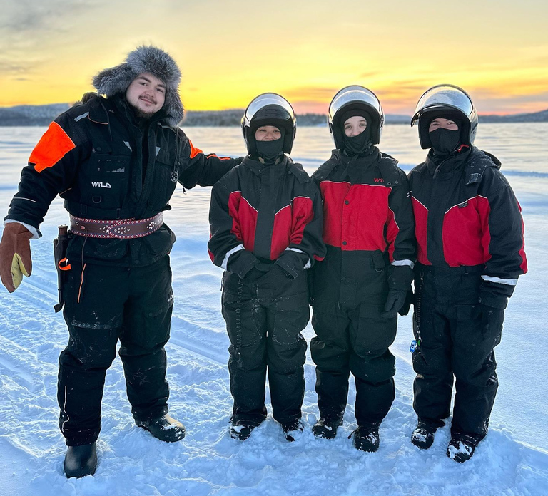 Ivalo: PRIVATE Snowmobile Safari, meet&feed reindeers, lunch