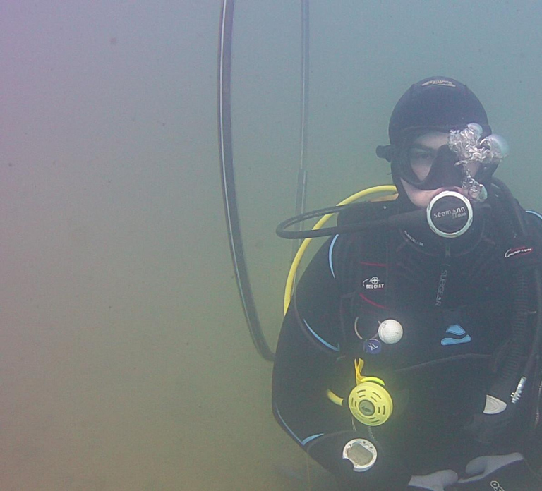 Haren: Dive accompaniment in Lake Dankern