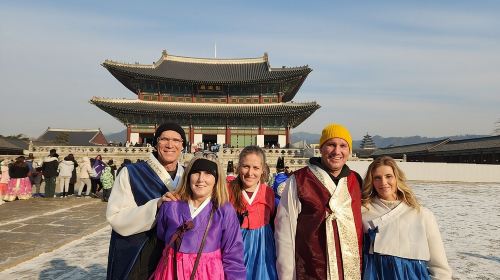 Full Day- Essential Seoul City Tour & Gourmet Tour(including Lunch and Dinner) Day Tours