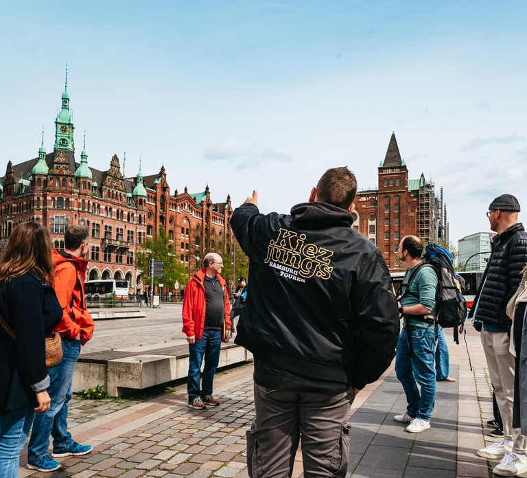 Hamburg: Speicherstadt Walking Tour with Coffee Tasting