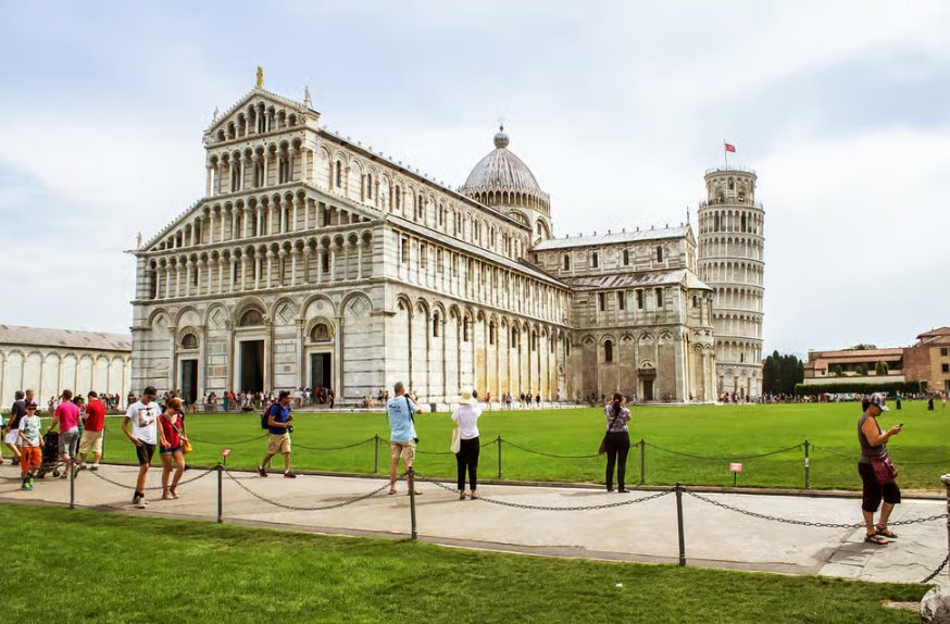 Pisa: Entrance Ticket to Leaning Tower & Cathedral