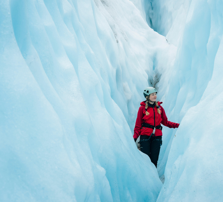Skaftafell: Ice Maze & Glacier Crevasse Tour