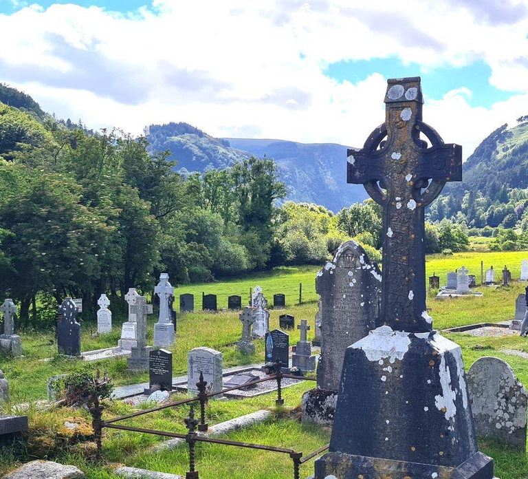 Private Tour - Co. Wicklow, Glendalough & Powerscourt Estate