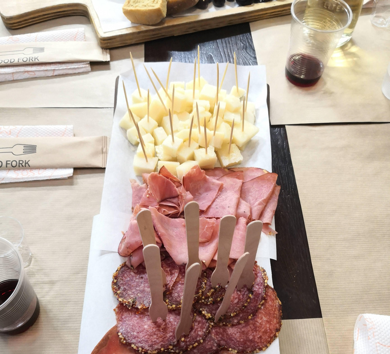 Athens: Tasting workshop and Food Market tour