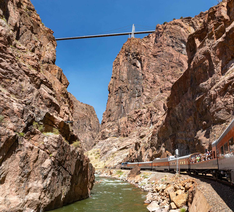 Colorado: All Aboard the Royal Gorge Route Railroad!