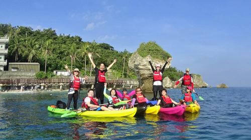 Liuqiu Island Kayaking 1-2.5 hours [Transparent Canoe & Snorkeling | Swimming with Sea Turtles | East Coast Canoe Club-Xiaoliuqiu Base]