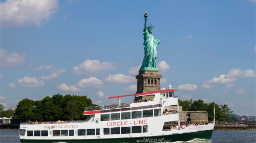 US New York landmark sightseeing cruise
